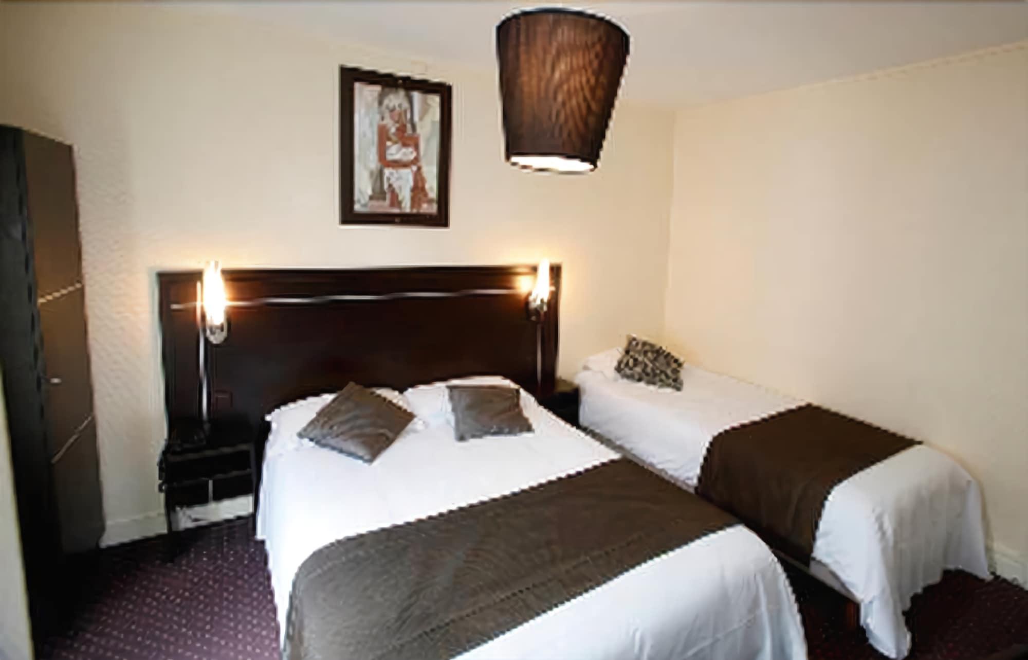 Hotel Le Home Saint Louis แวร์ซาย ภายนอก รูปภาพ